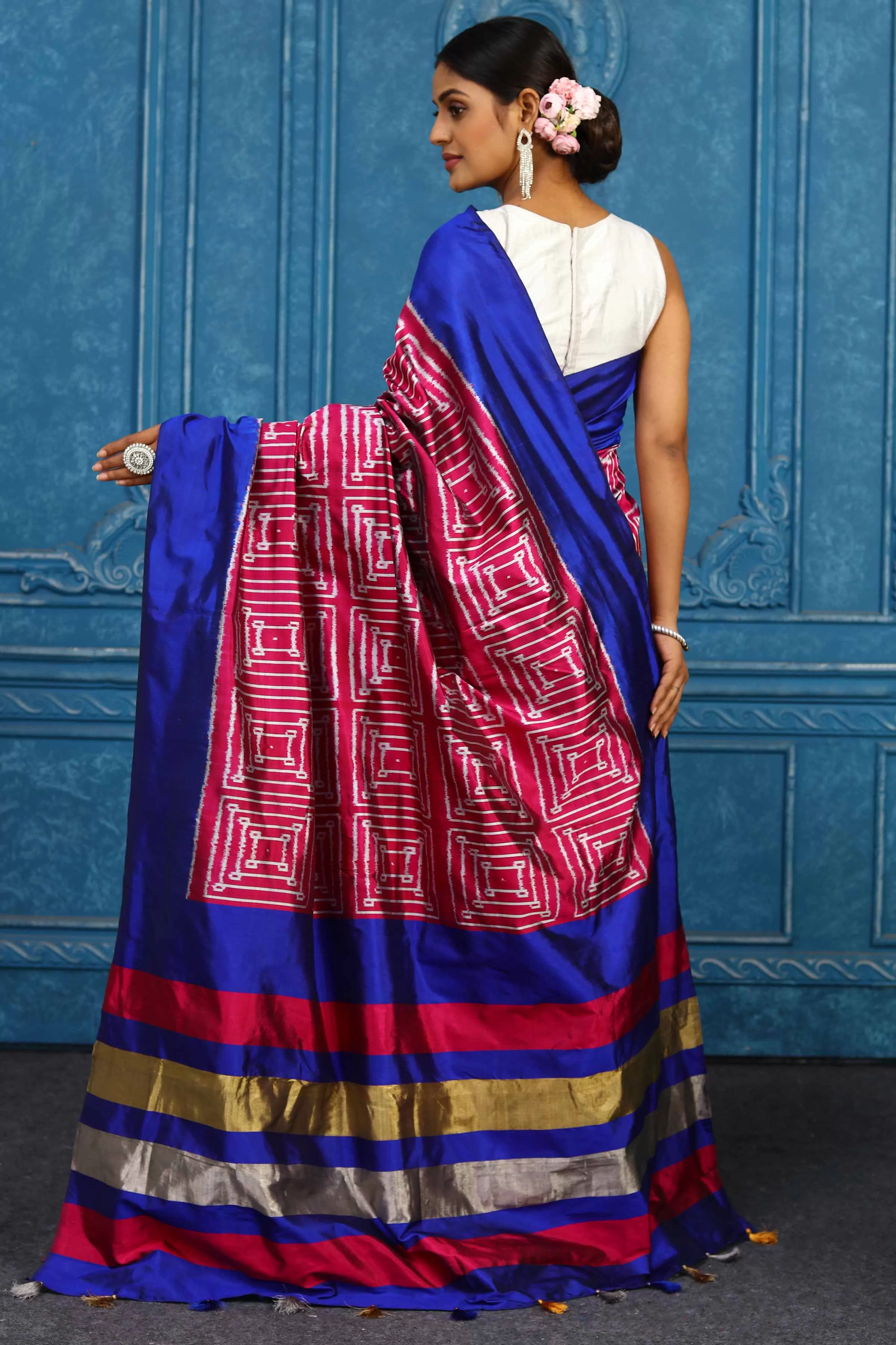 91A441 Pink Pochampally Ikkat Silk Saree with Blue Border