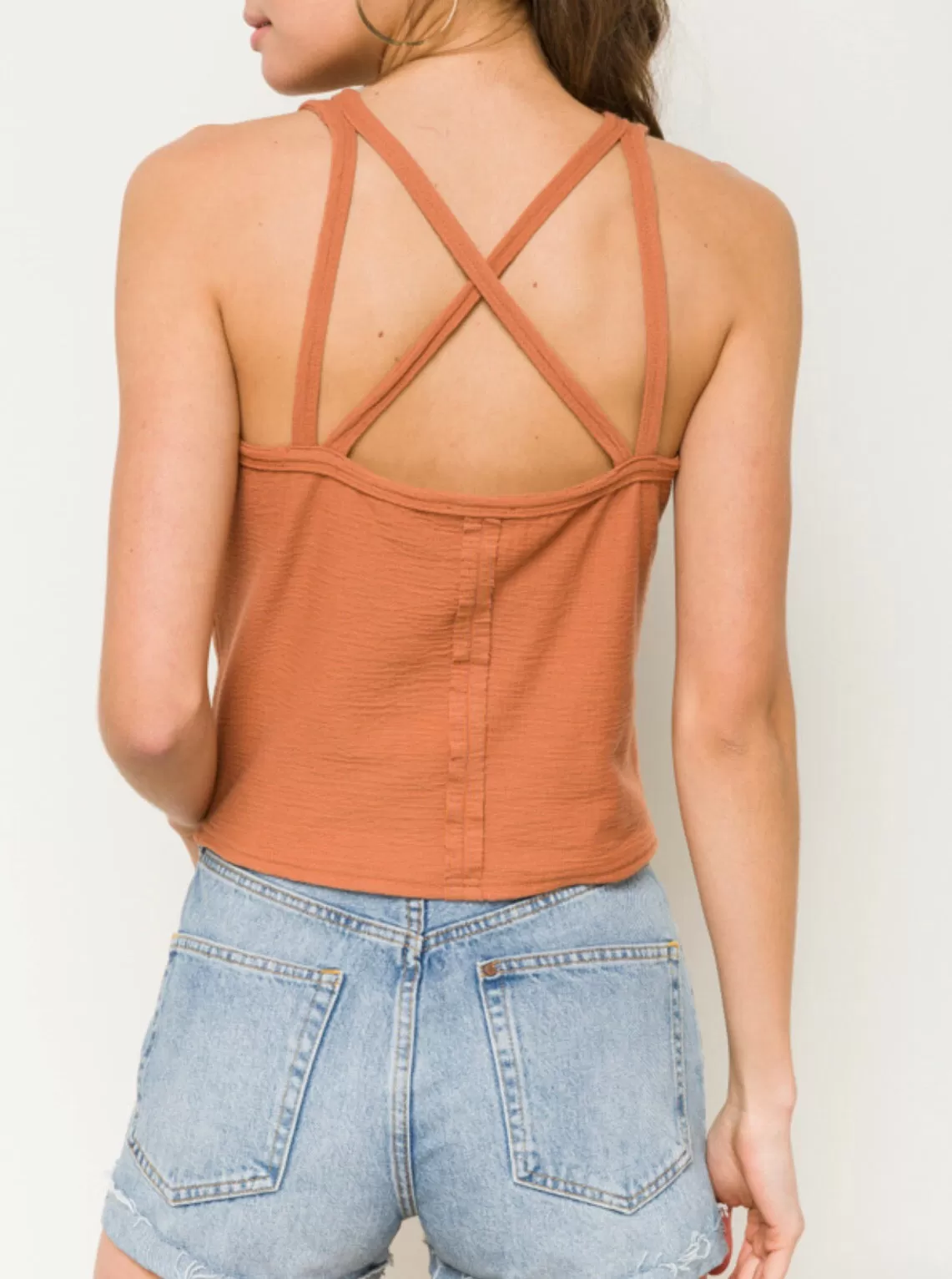 Criss cross tank