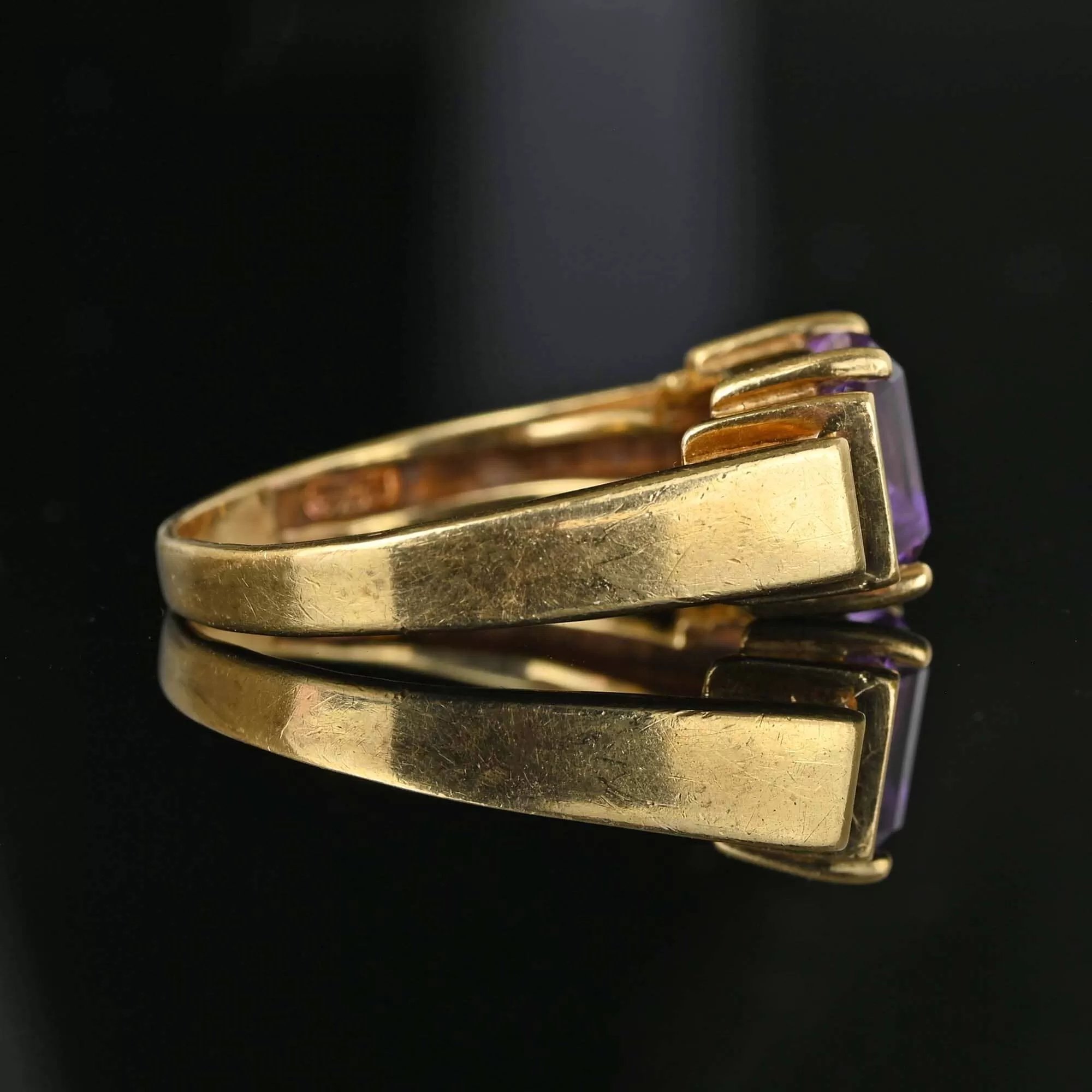 Fancy Diamond Barrel Cut Amethyst Ring Band in Gold