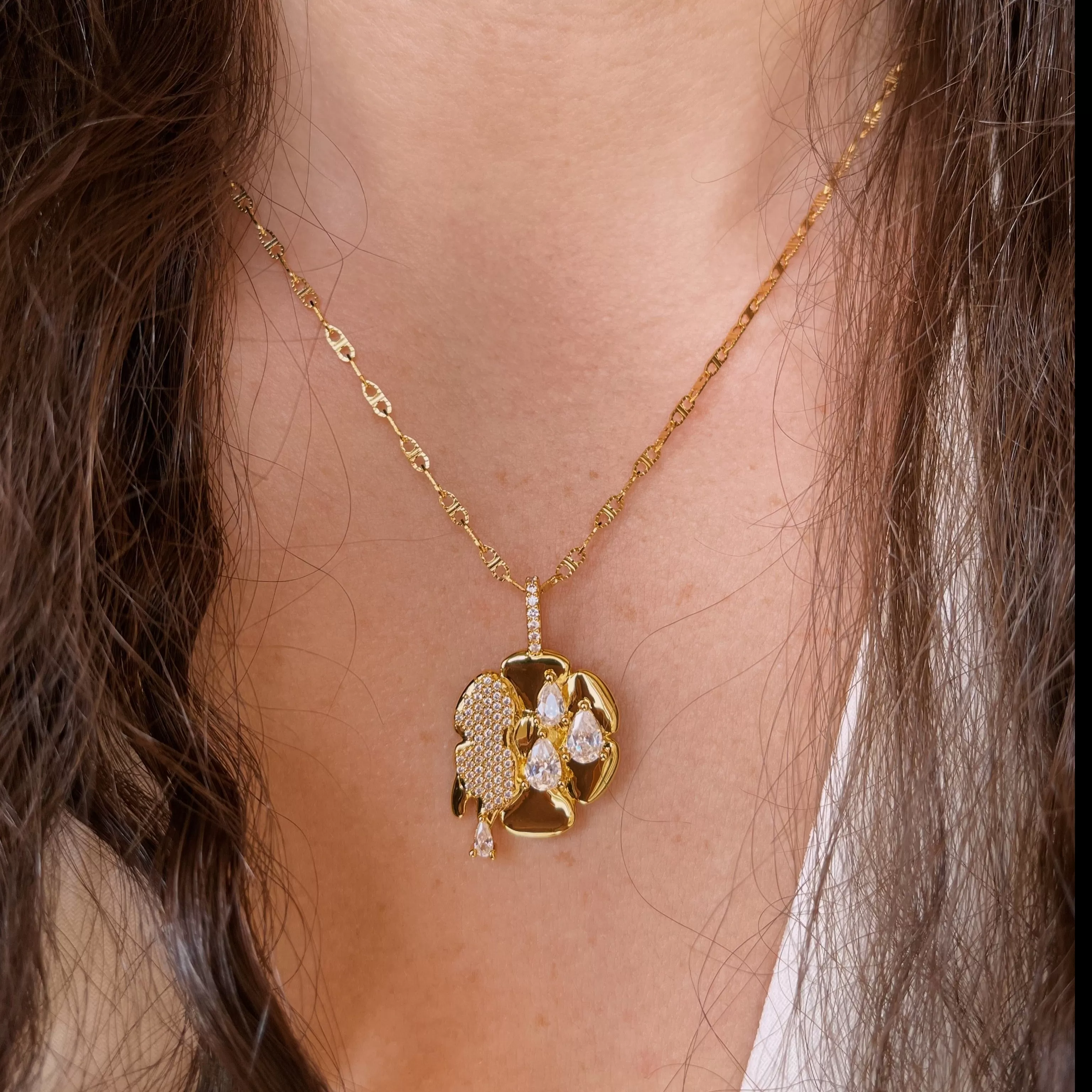 Gabriella Good Fortune Daisy Necklace