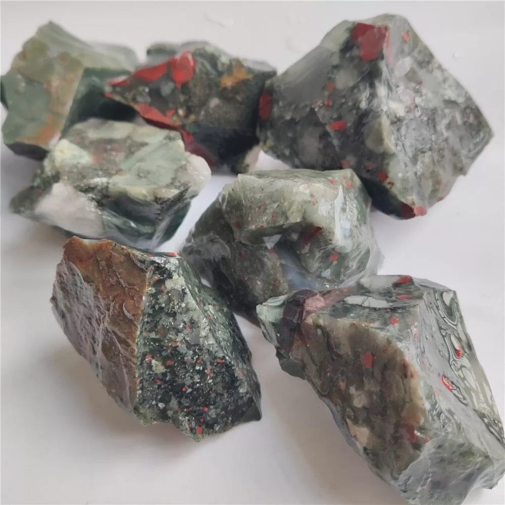 Natural South Africa Stone Dragon Bloodstone Crystal Rock