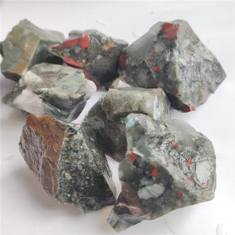 Natural South Africa Stone Dragon Bloodstone Crystal Rock