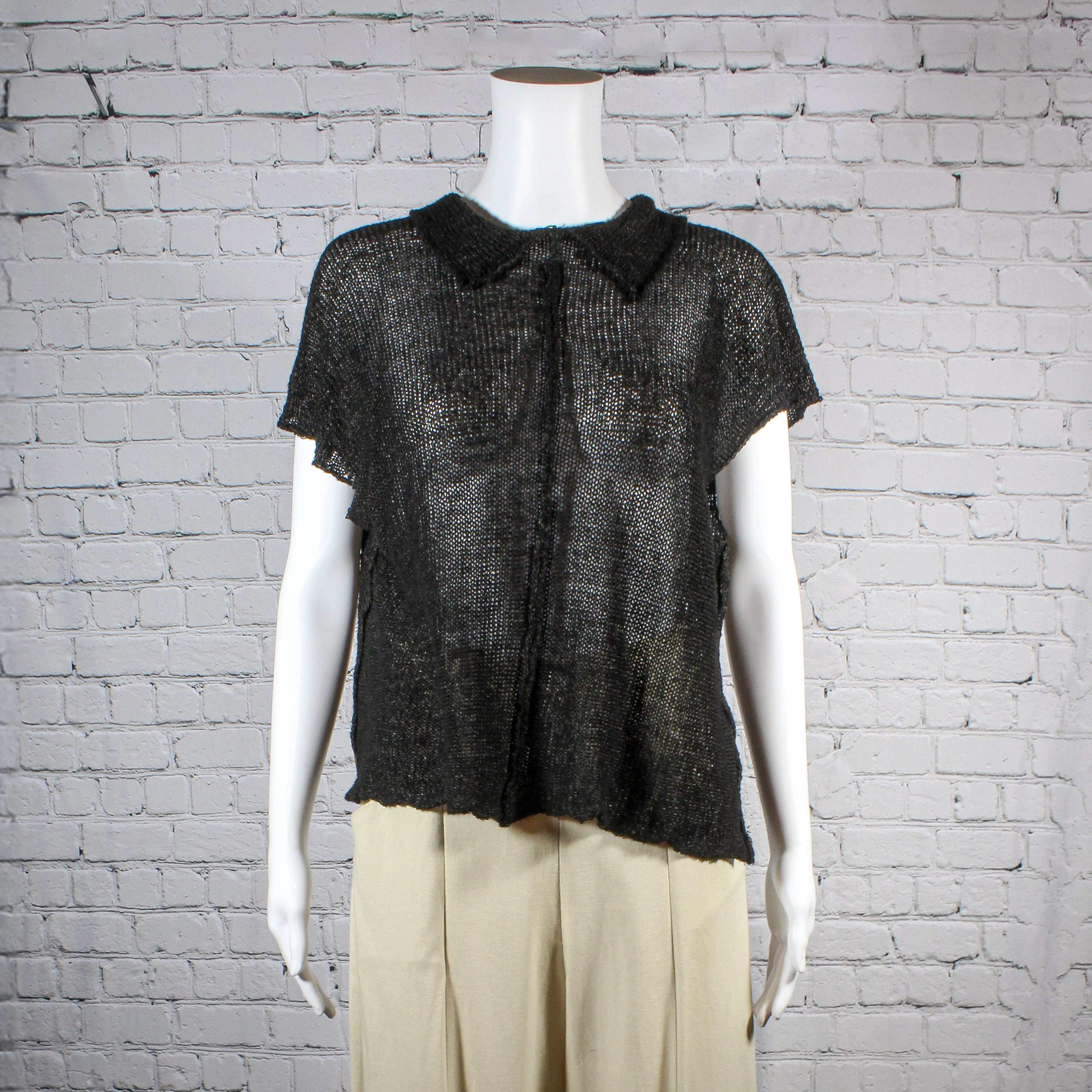 NEW! Stopper Top in Raffia by Paper Temples