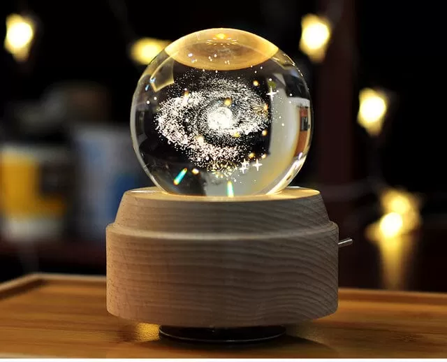 Rotating Light Projection Crystal Ball Music Box