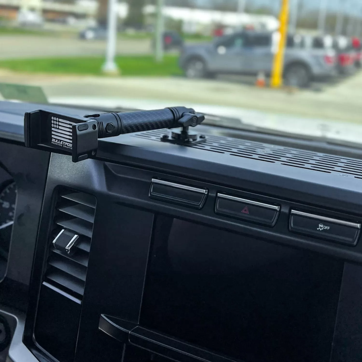 RubiGrid® 2023  Ford Super Duty Dash Mount Phone   Device Holder